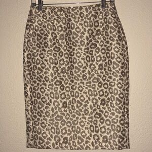 Banana Republic Pencil Skirt in Grey Leopard Print